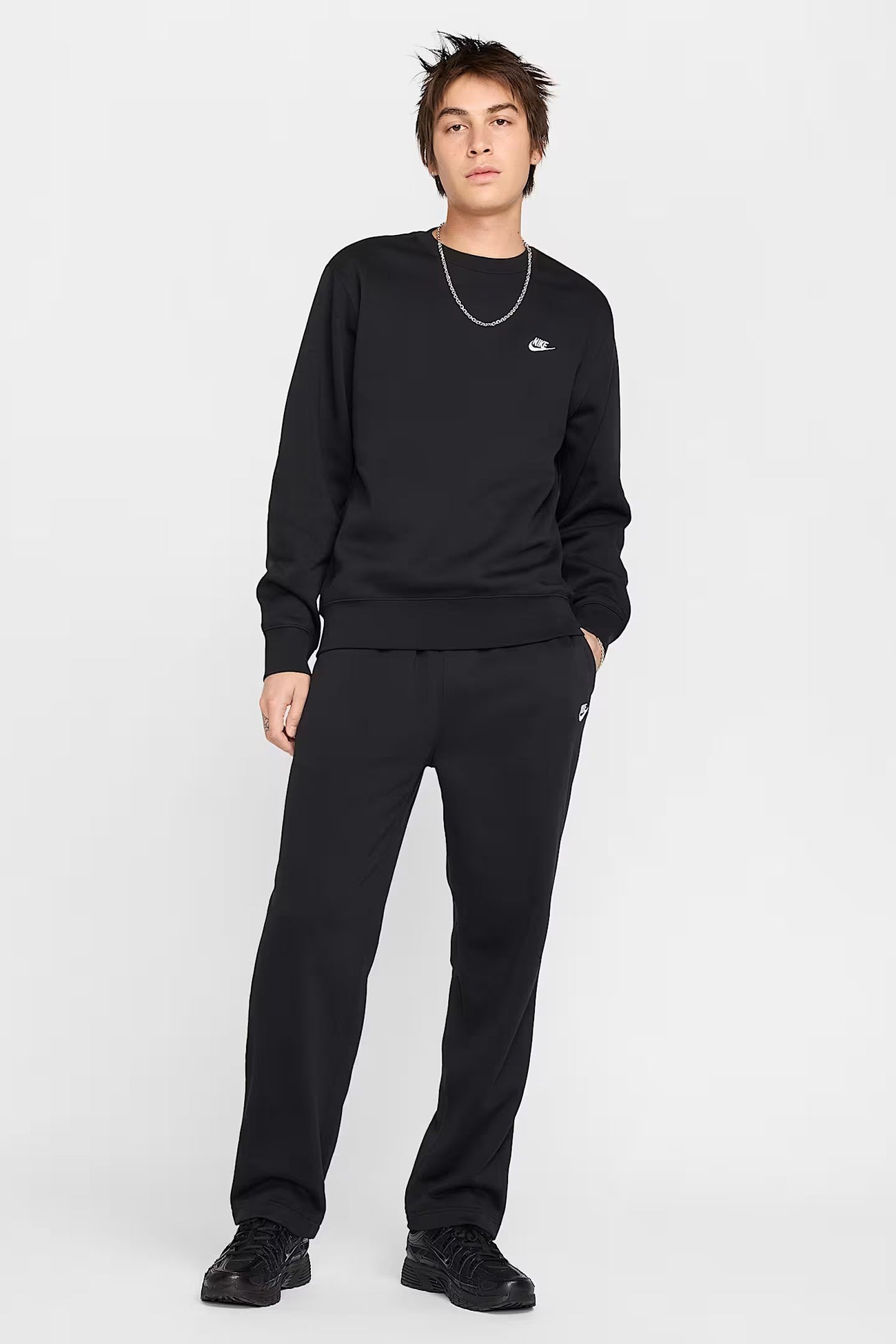 Nike-Club-Fleece-Crew-Black-White-f1jpg