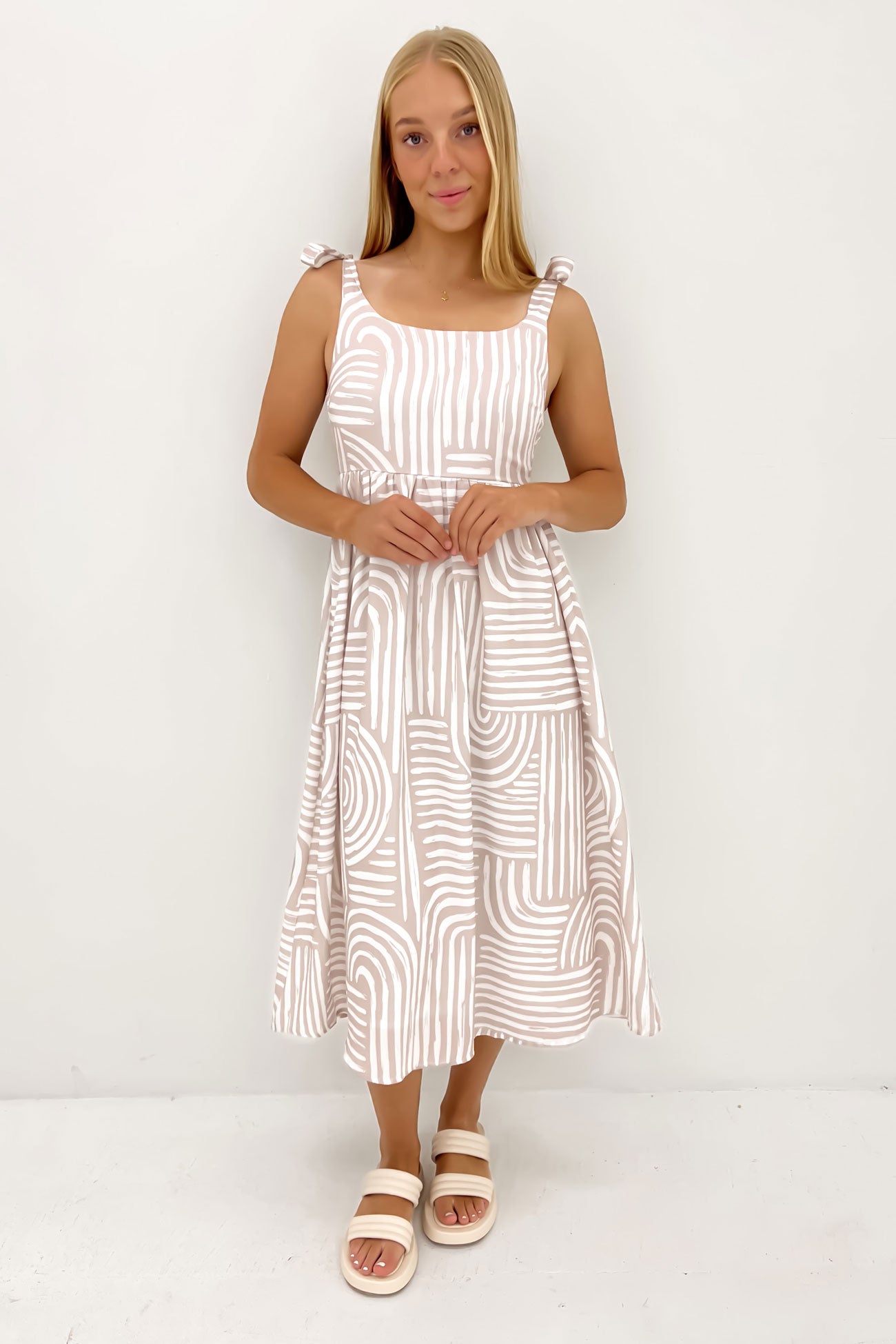 Omari Midi Dress Beige Peru