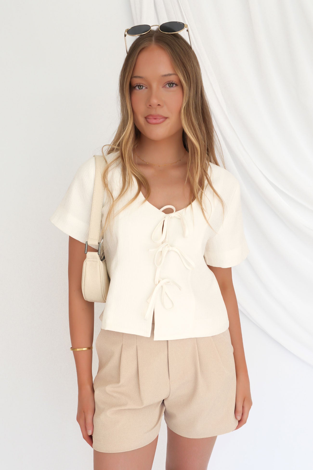 Onyx-Tie-Tee-White-fcjpg