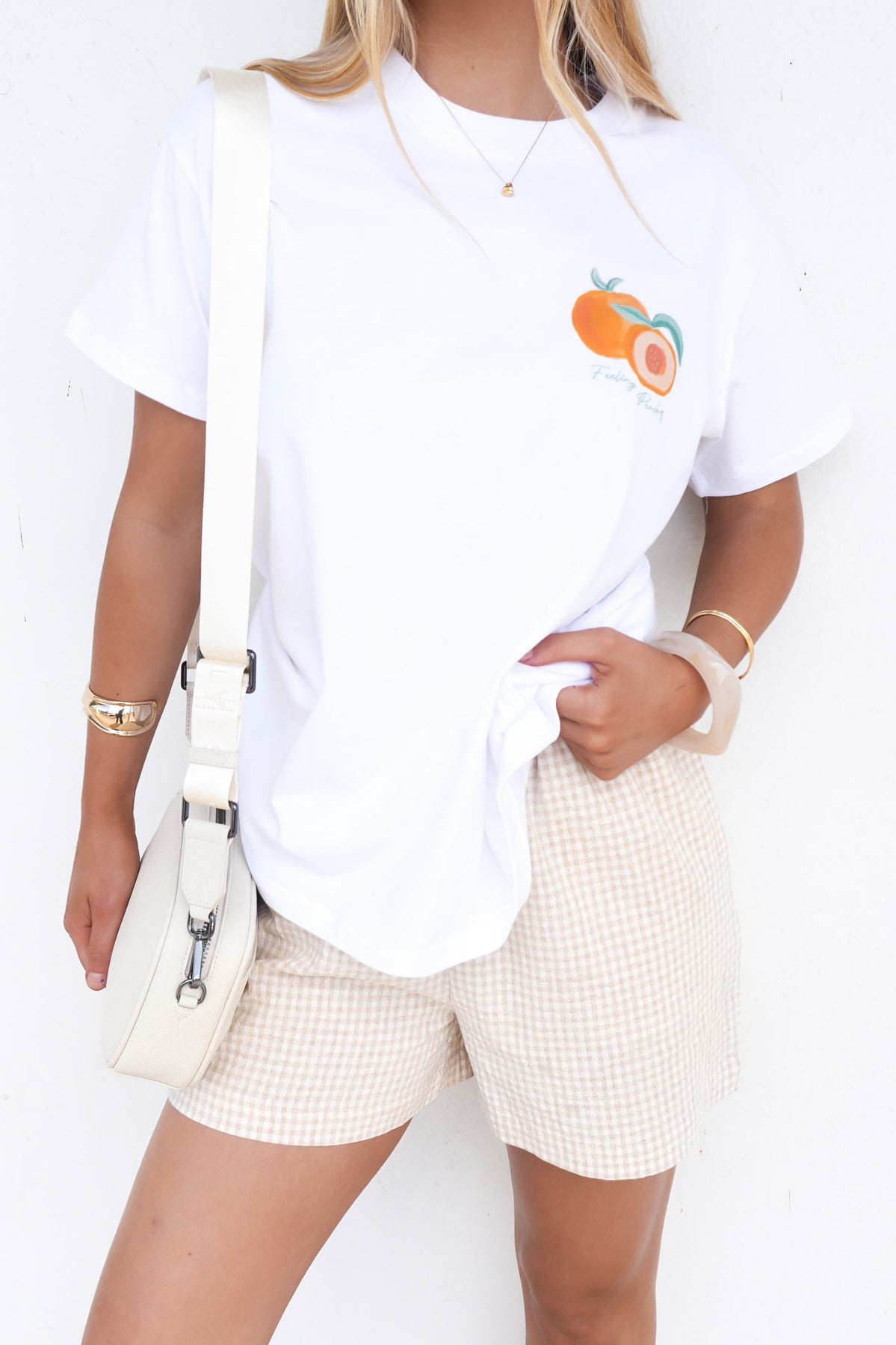 Peachy-Tee-White-f66_44dfda4084824f478a5c96c9be31e7f7