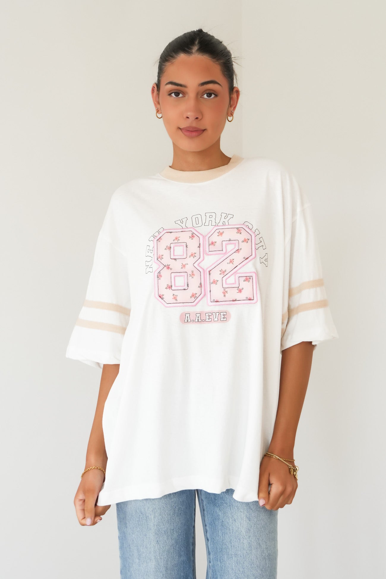 Petal 82 Oversized Tee Vintage White
