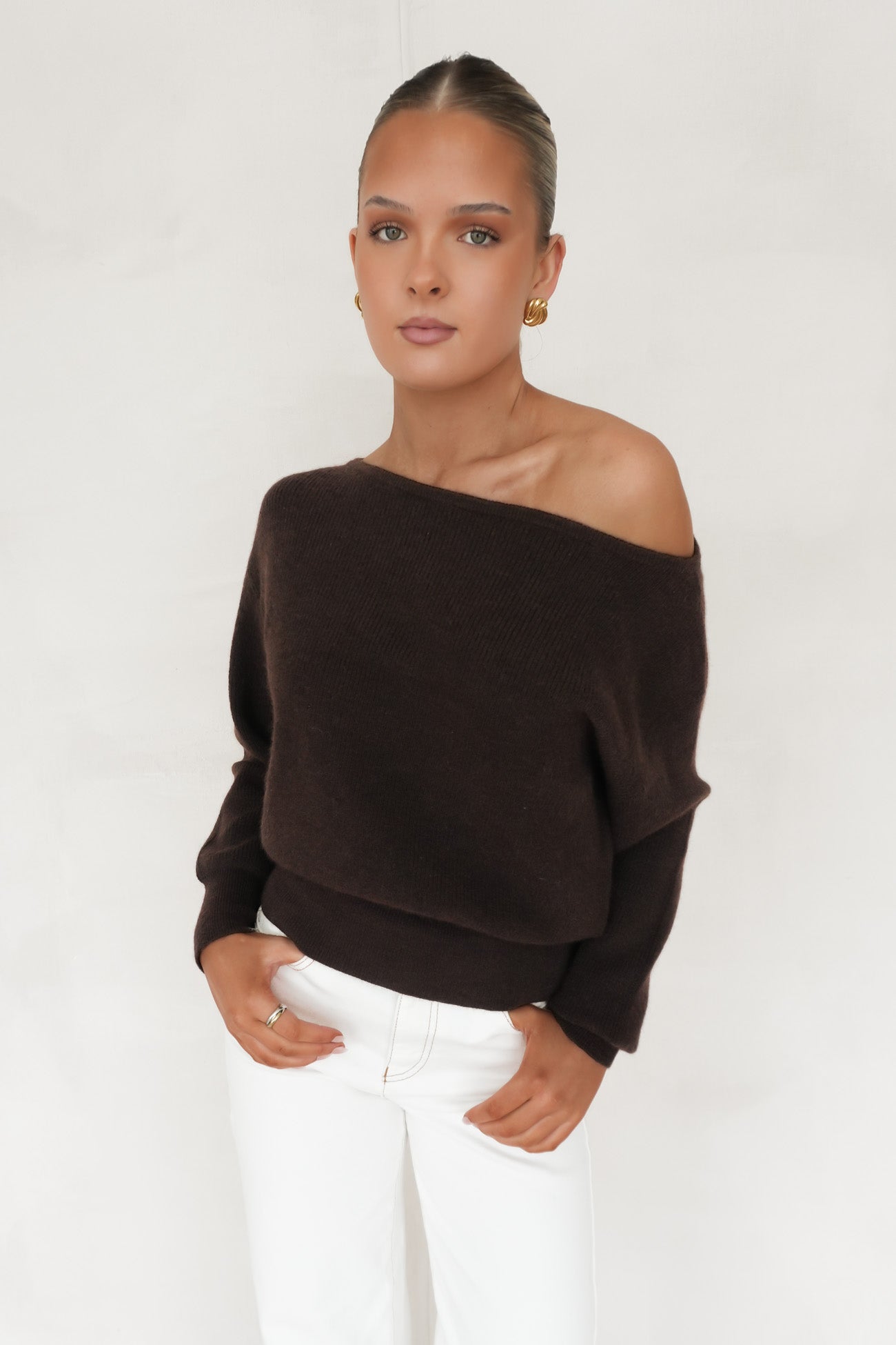 Romey Off Shoulder Knit Chocolate