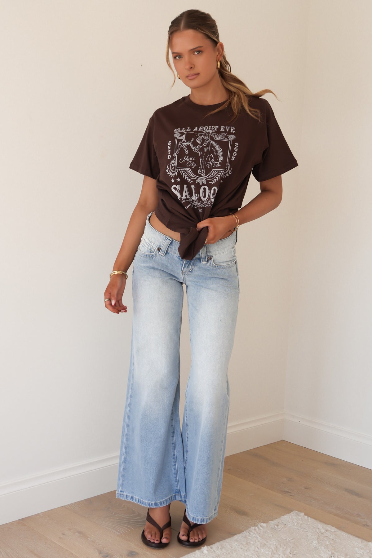 Saloon Relaxed Tee Brown