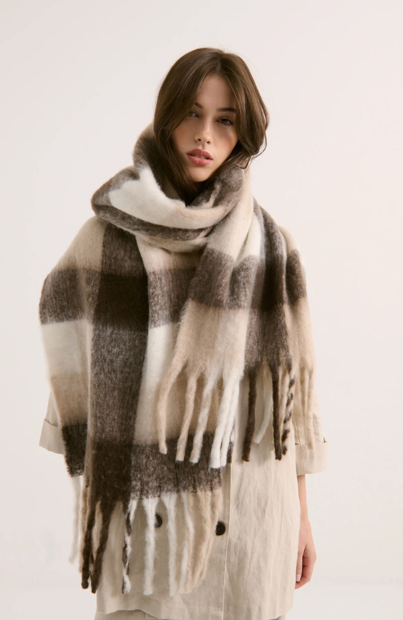 Saskia Fluffy Scarf Brown Multi