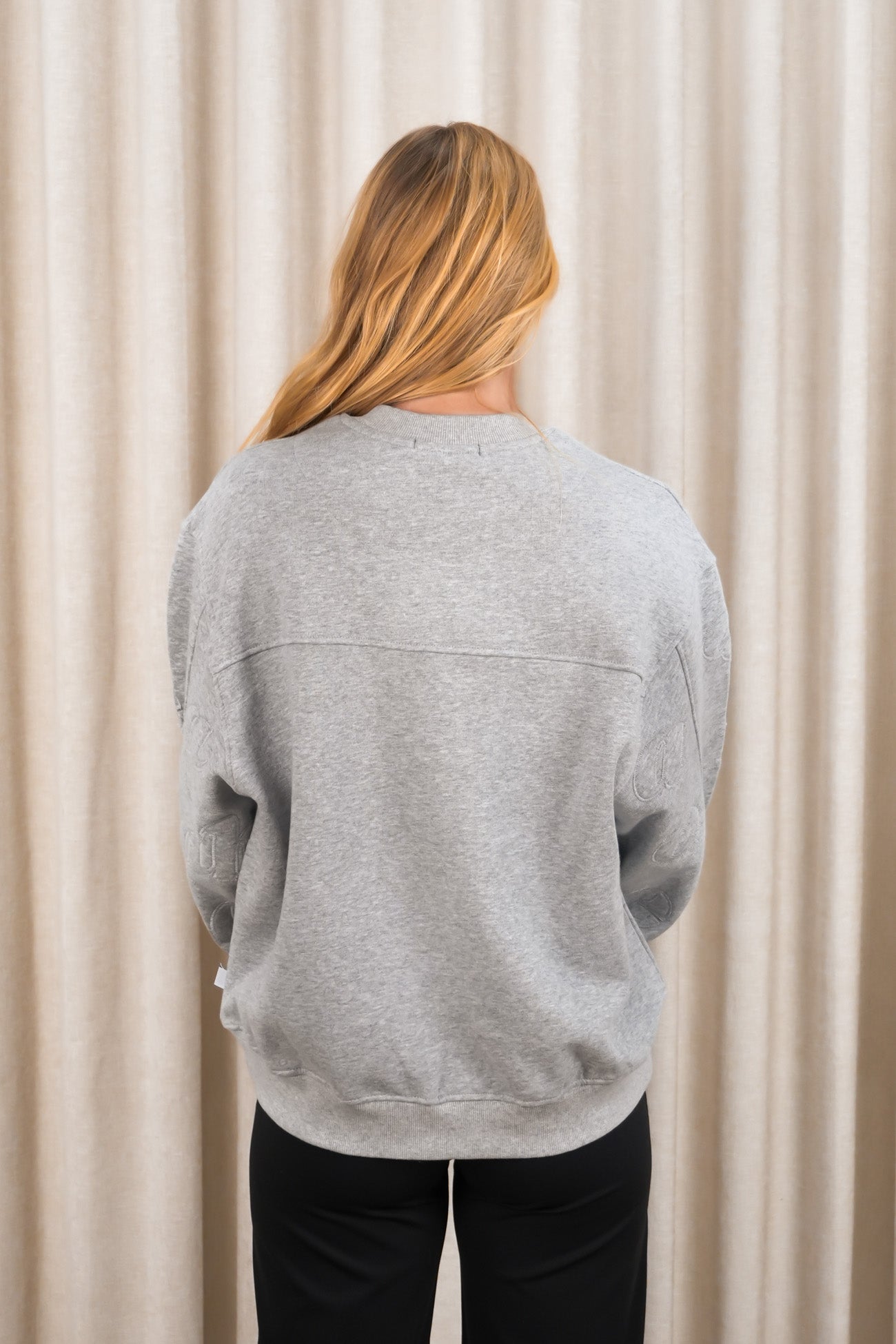 Serif Oversized Box Crew Grey Marle