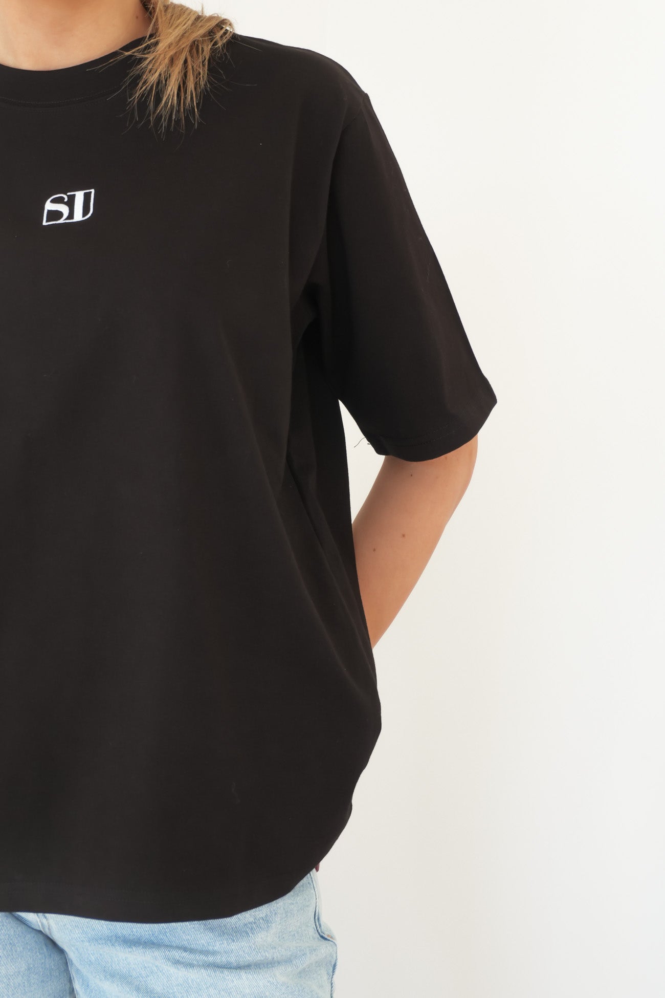 Silent Luxe Tee Black