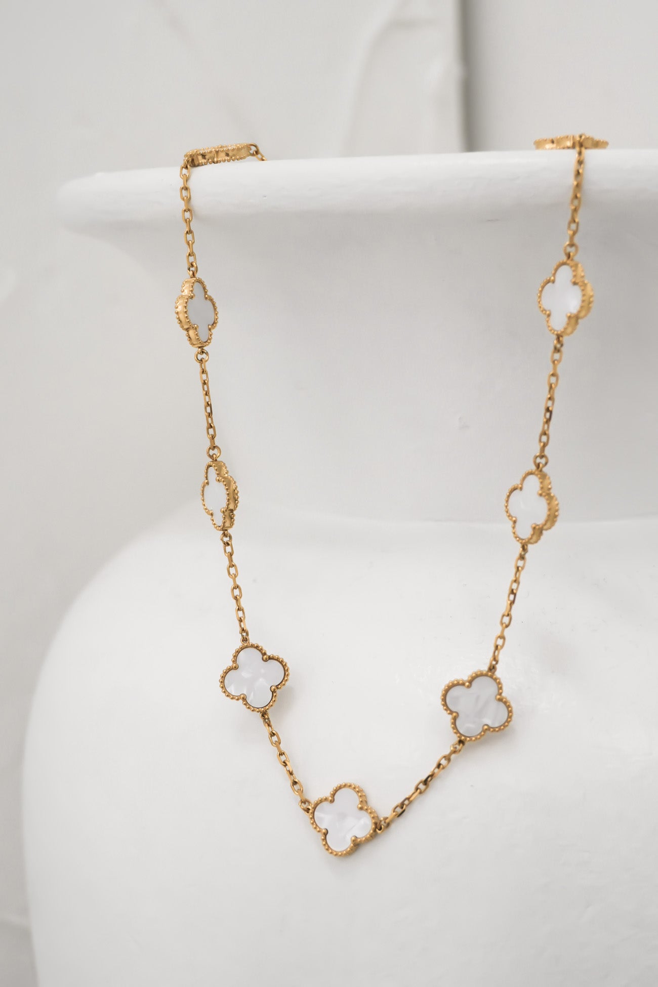 Sofia Necklace Gold
