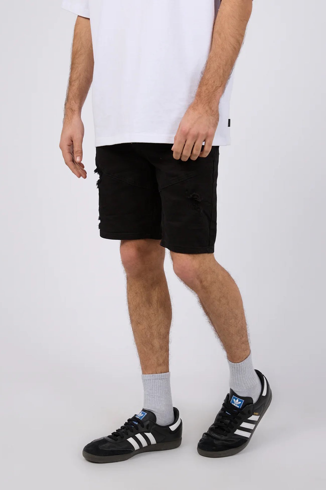 Soho Short Trashed Trashed Black