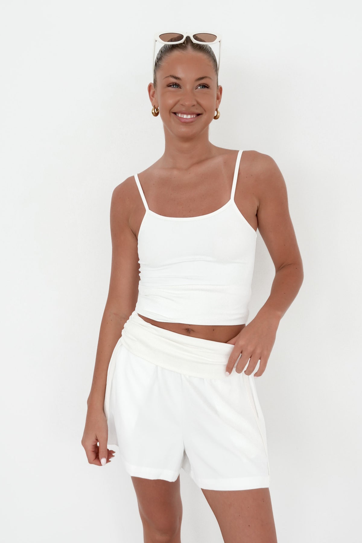 Solana Short White