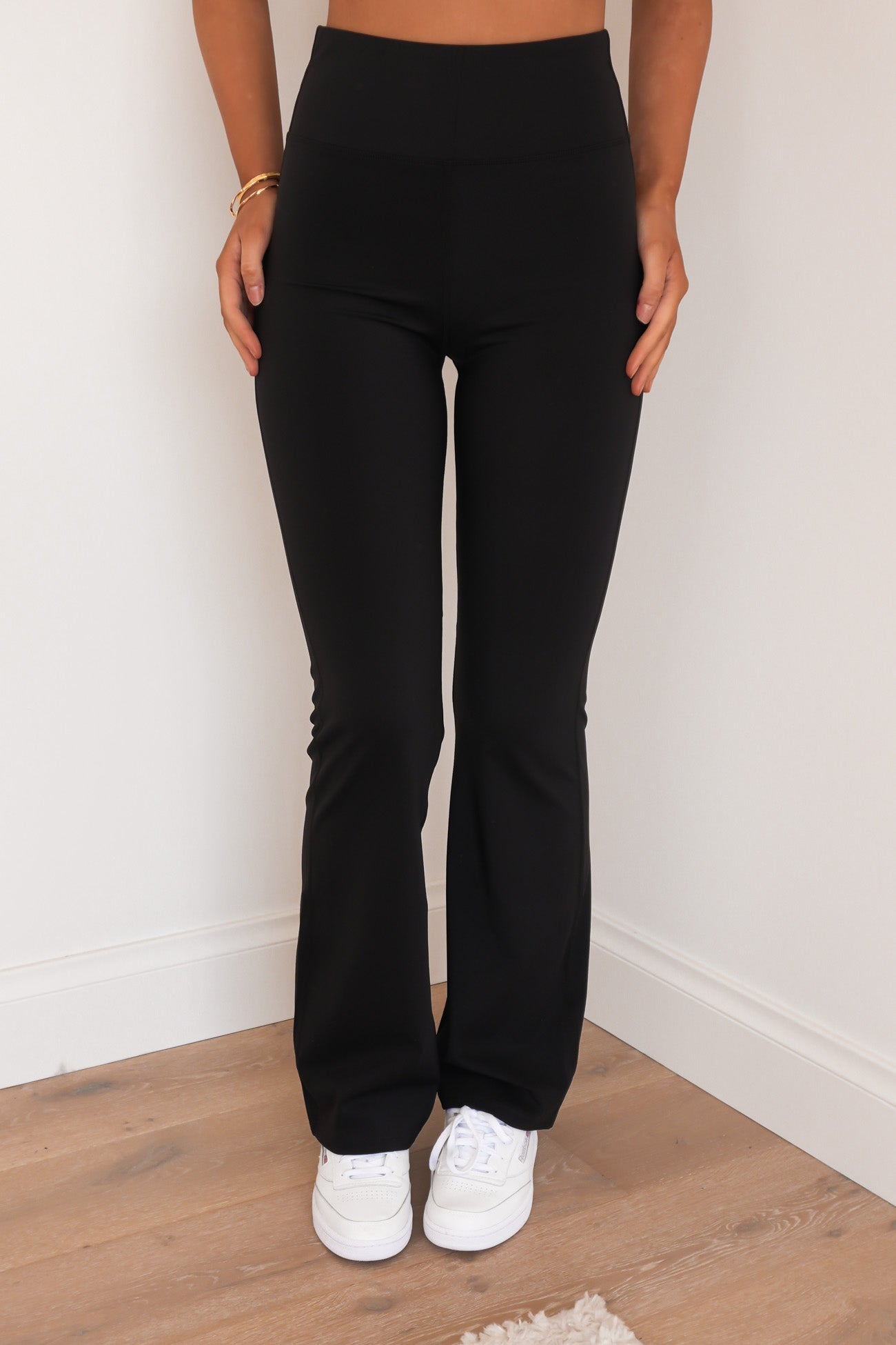 Studio Flare Pant Black