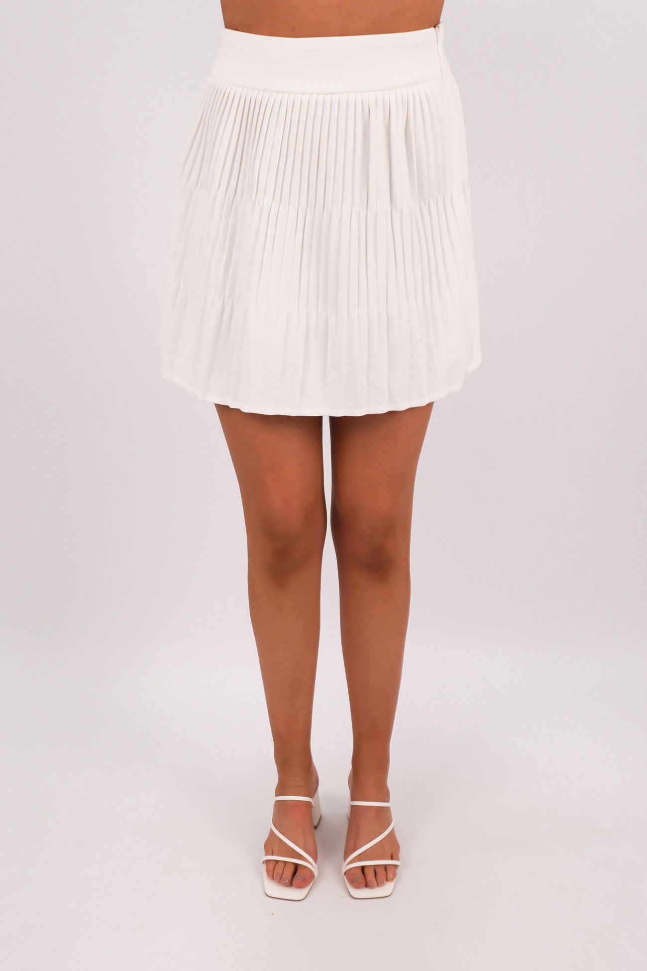 Sukie Set White