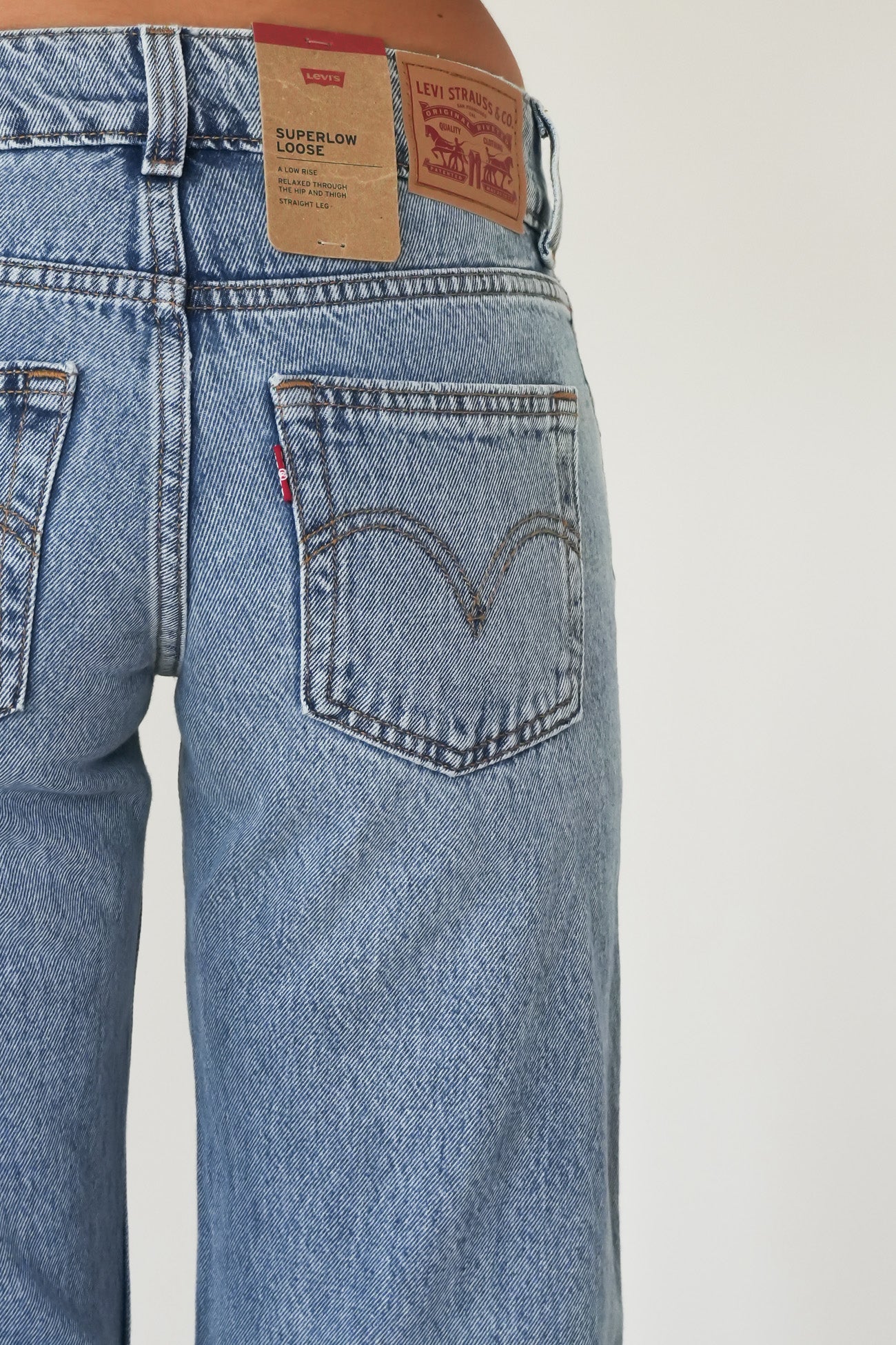 Superlow Loose Jean Twisted Vibe