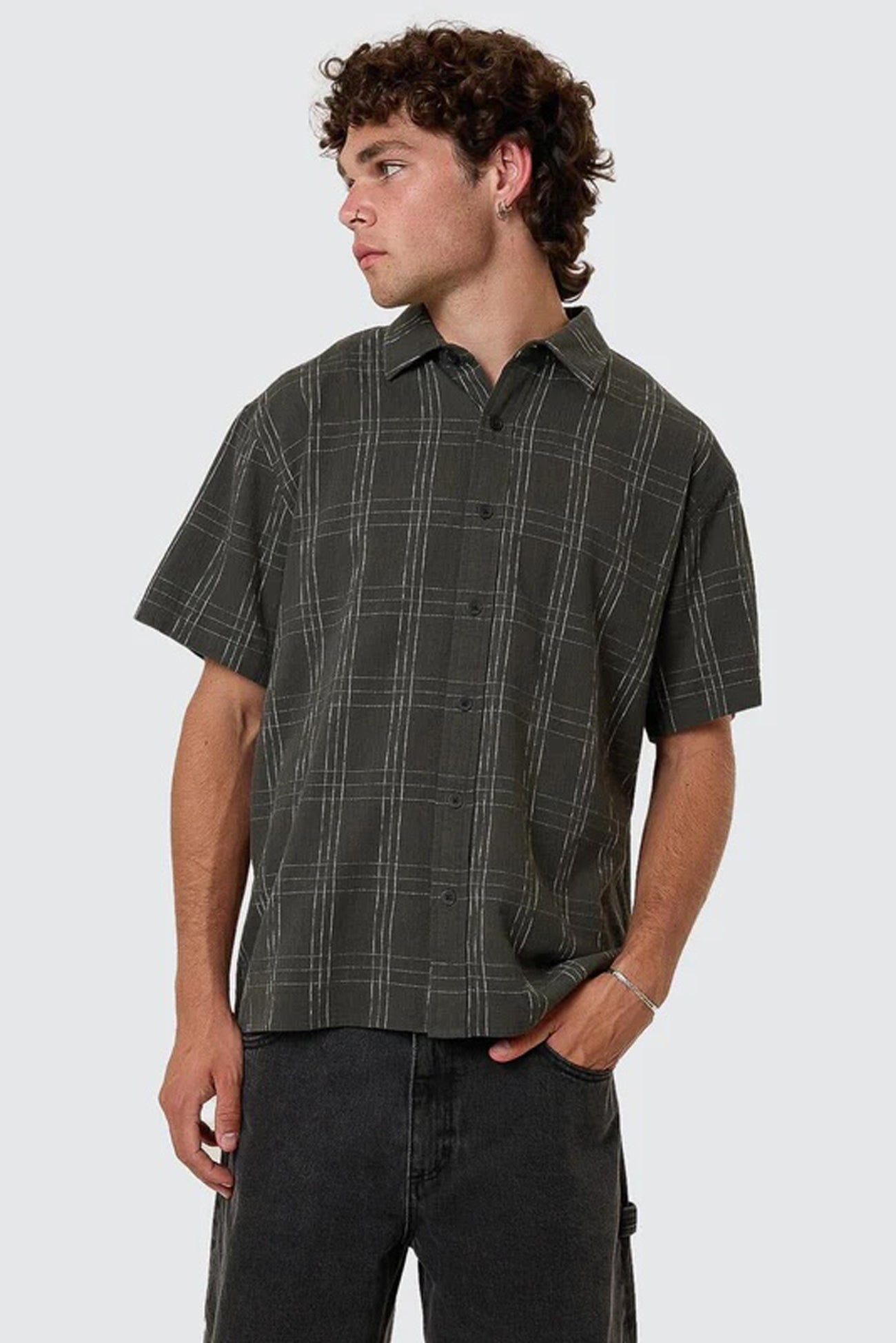 Built To Win Short Sleeve Shirt Oil Green