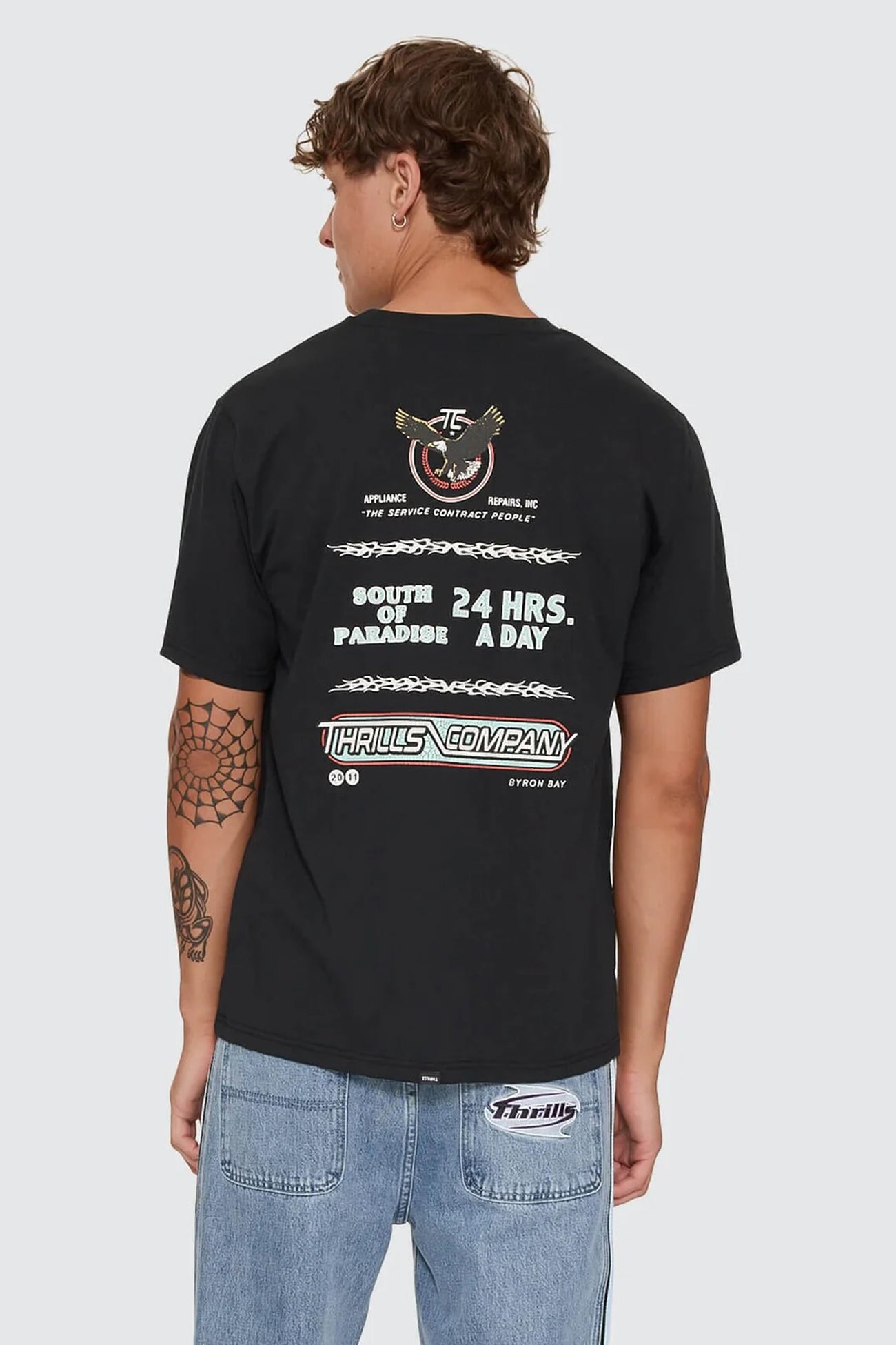 Servicing South Of Paradise Merch Tee Washed Black