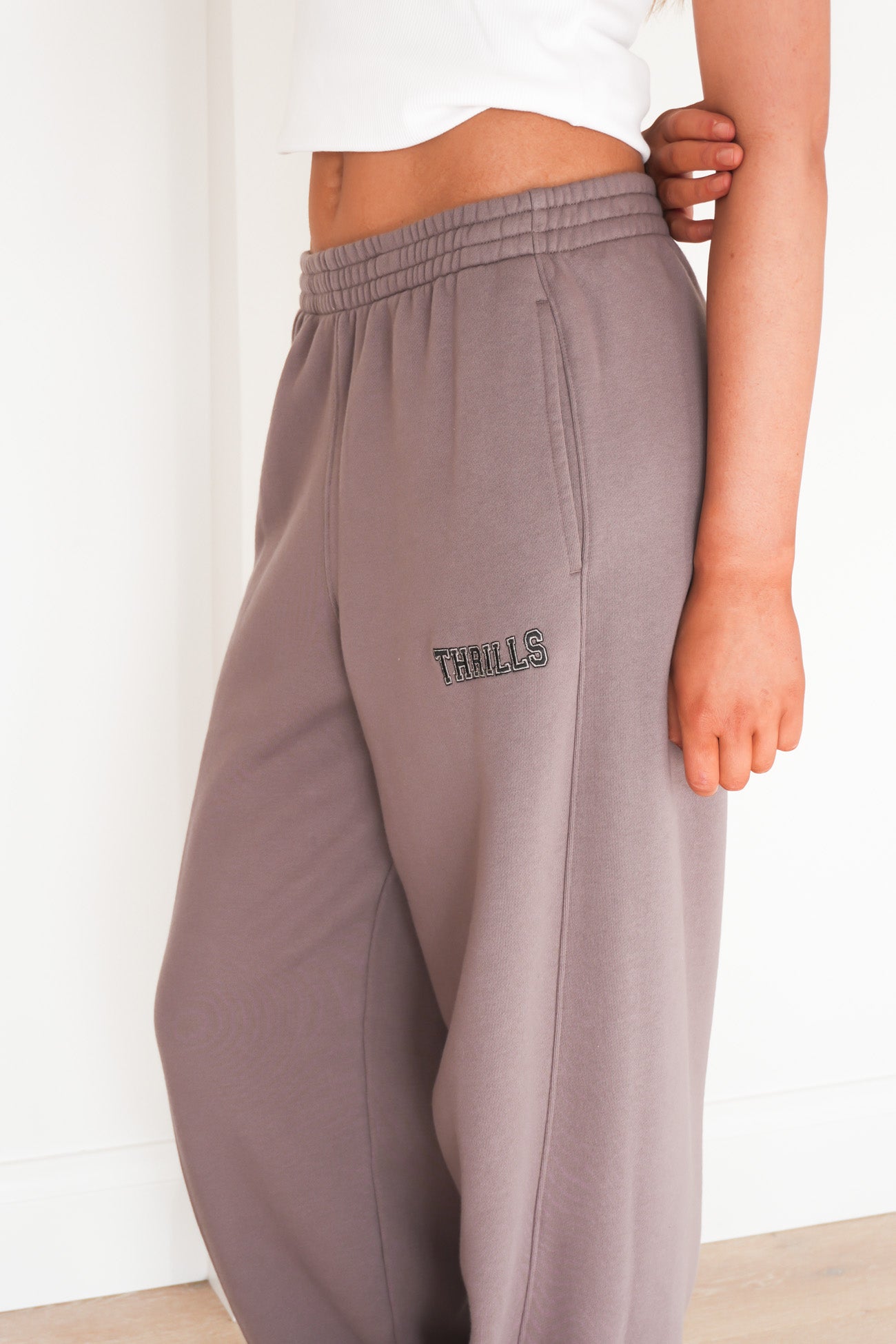 Take It Easy Track Pant Clay Smoke