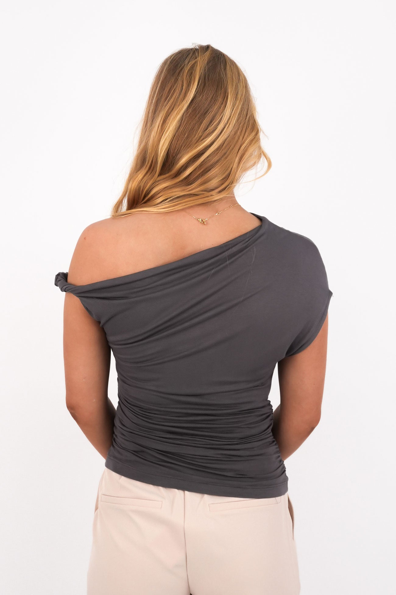 Tanner-Twist-Top-Charcoal-b2
