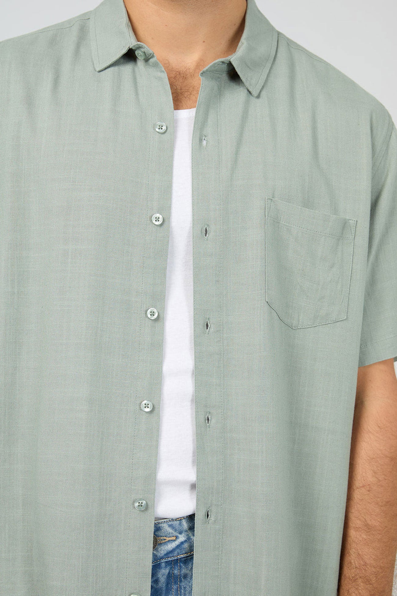 Textured-Linen-Short-Sleeve-Shirt-Green4
