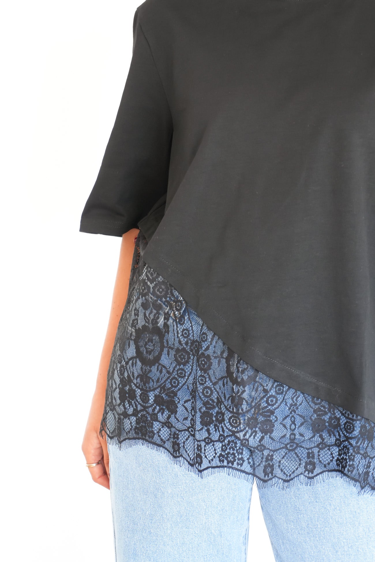 Tommi Lace Tee Black