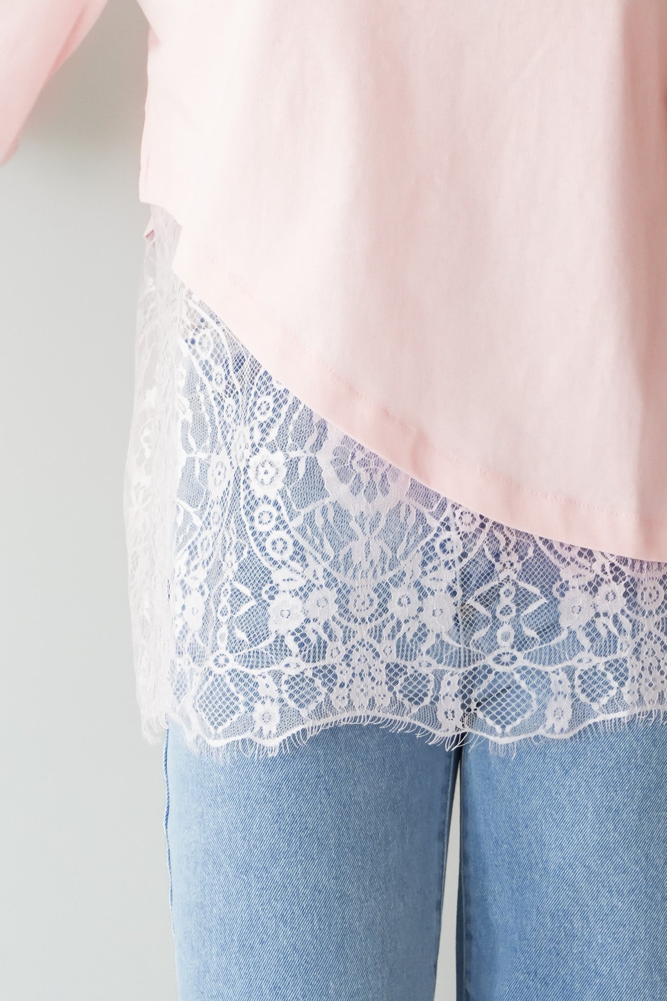 Tommi Lace Tee Pink