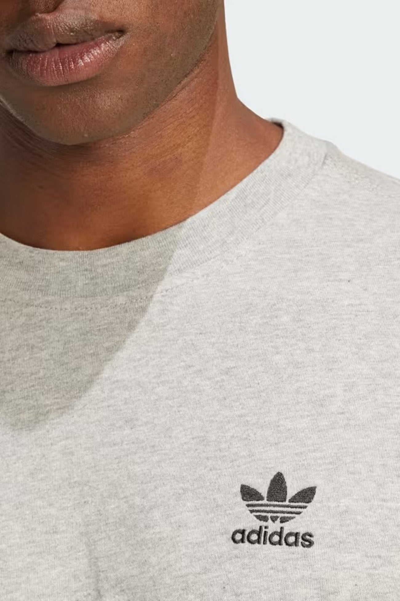 Trefoil Essential Tee Medium Grey Heather