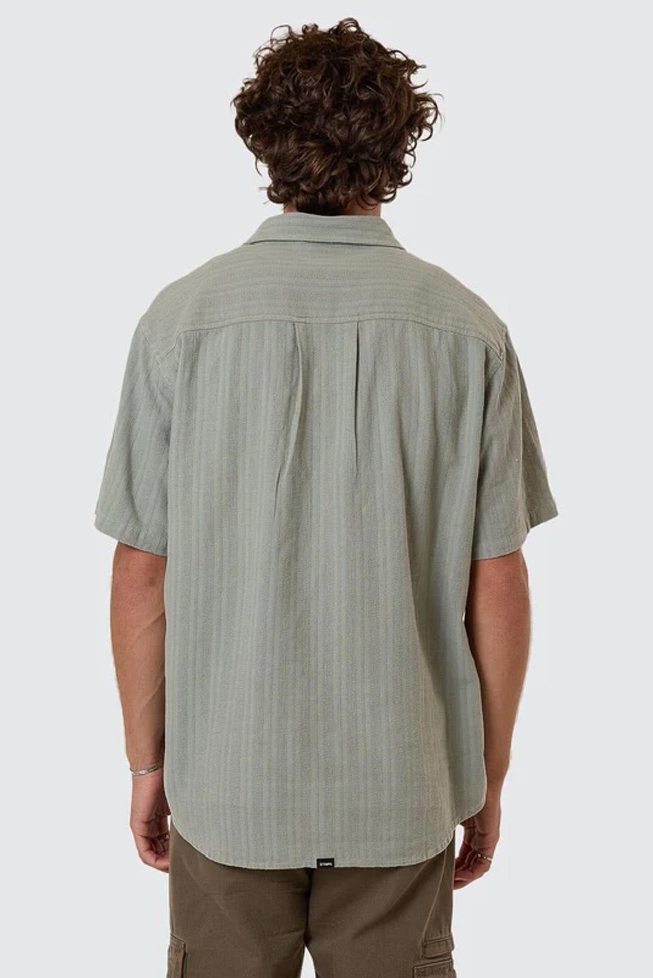 Unhinged Short Sleeve Shirt Dirty Sage