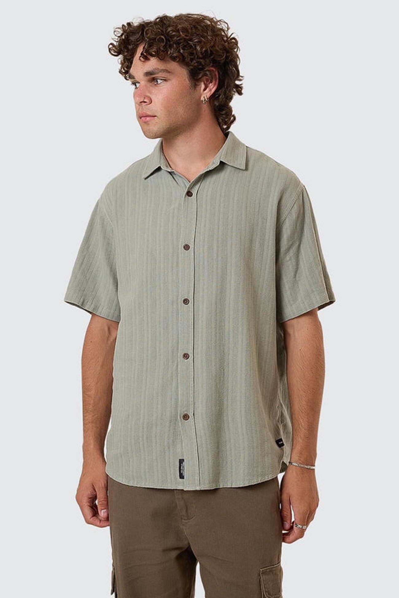 Unhinged Short Sleeve Shirt Dirty Sage