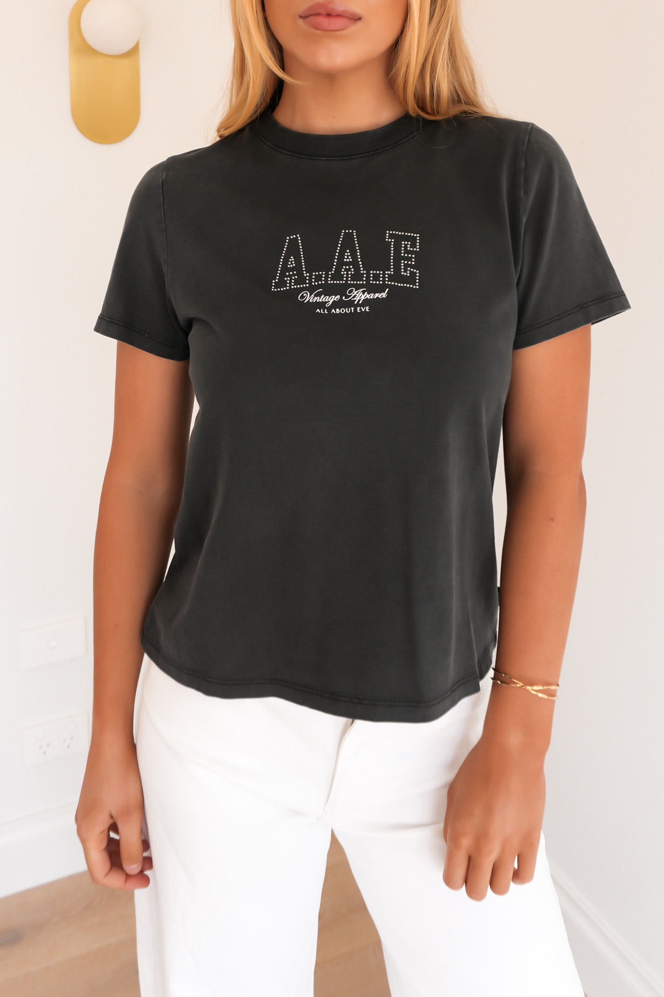 Vintage Studded Tee Washed Black