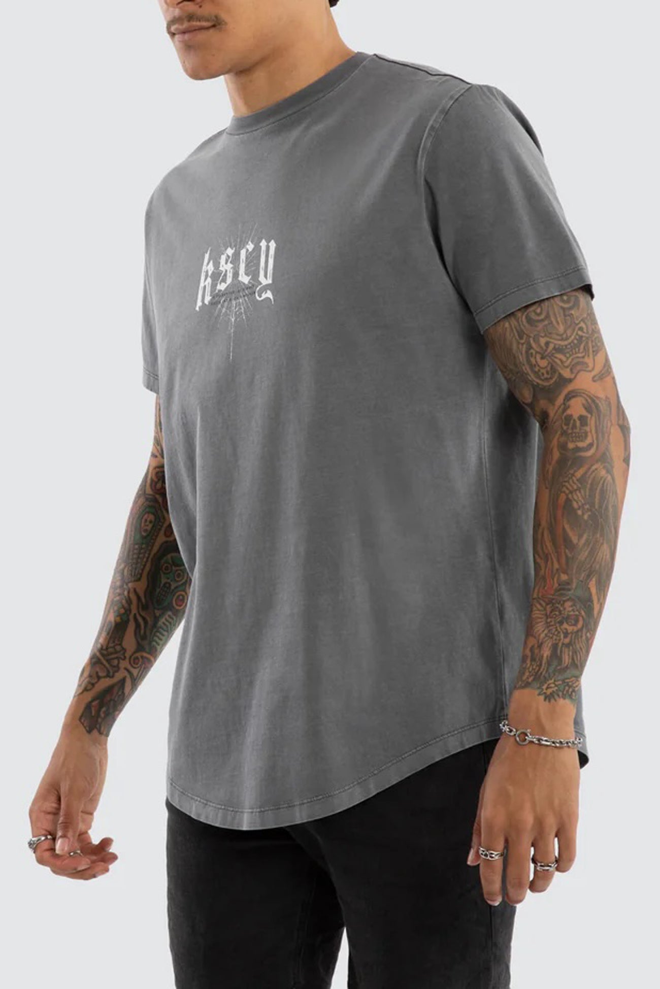 Winged Dual Curved Tee Pigment Smoked Pearl