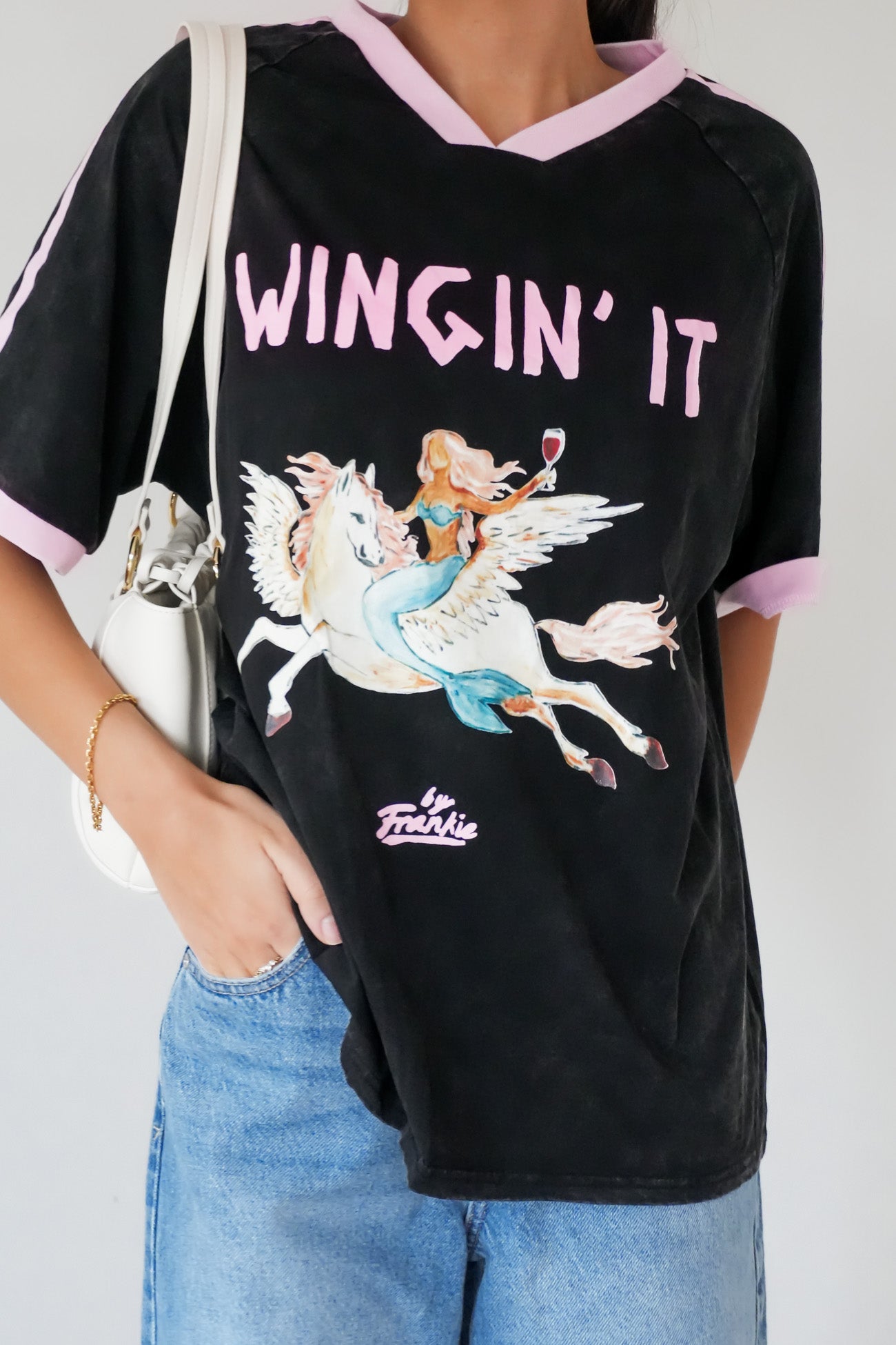 Wingin' It Tee Black Acid