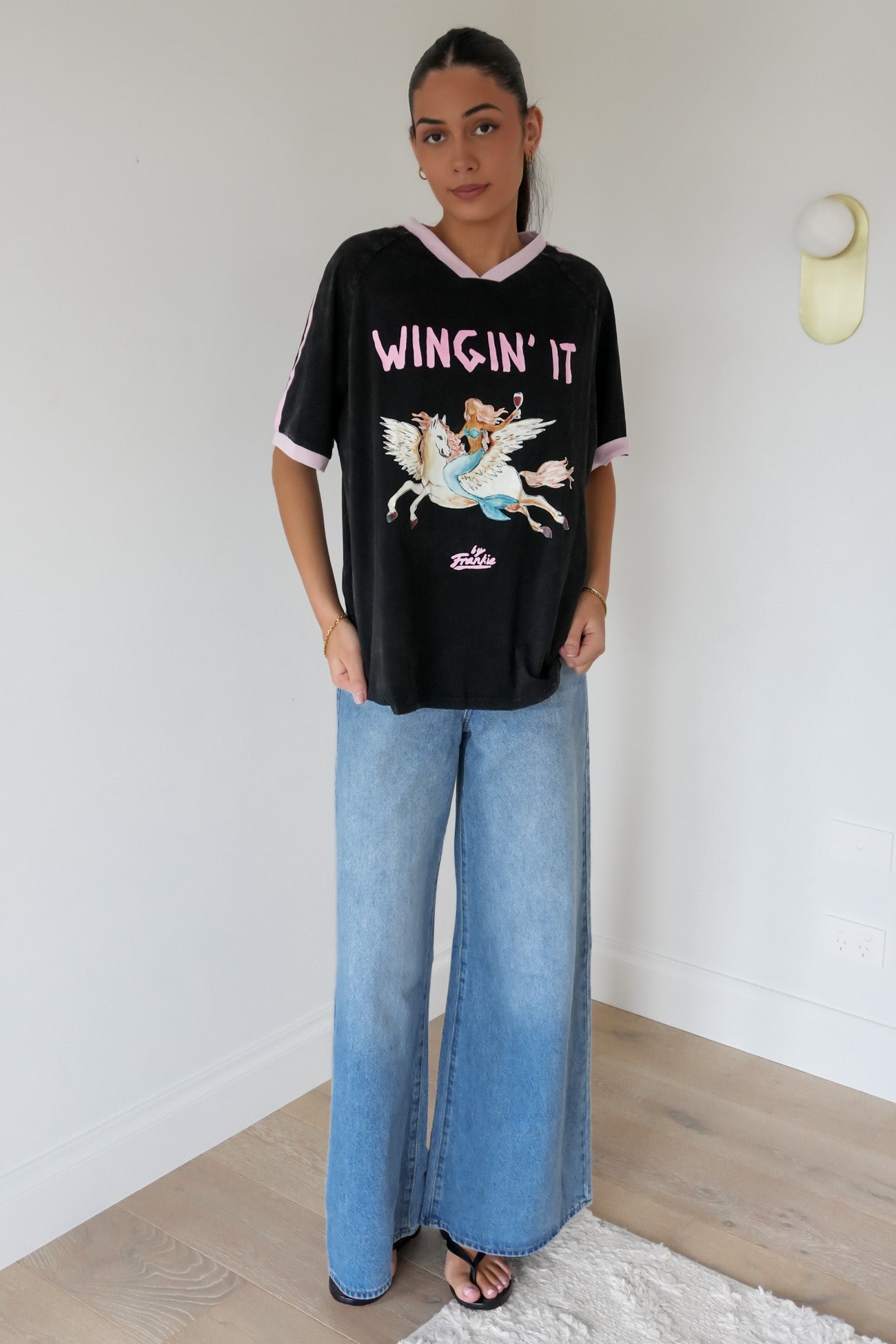 Wingin' It Tee Black Acid