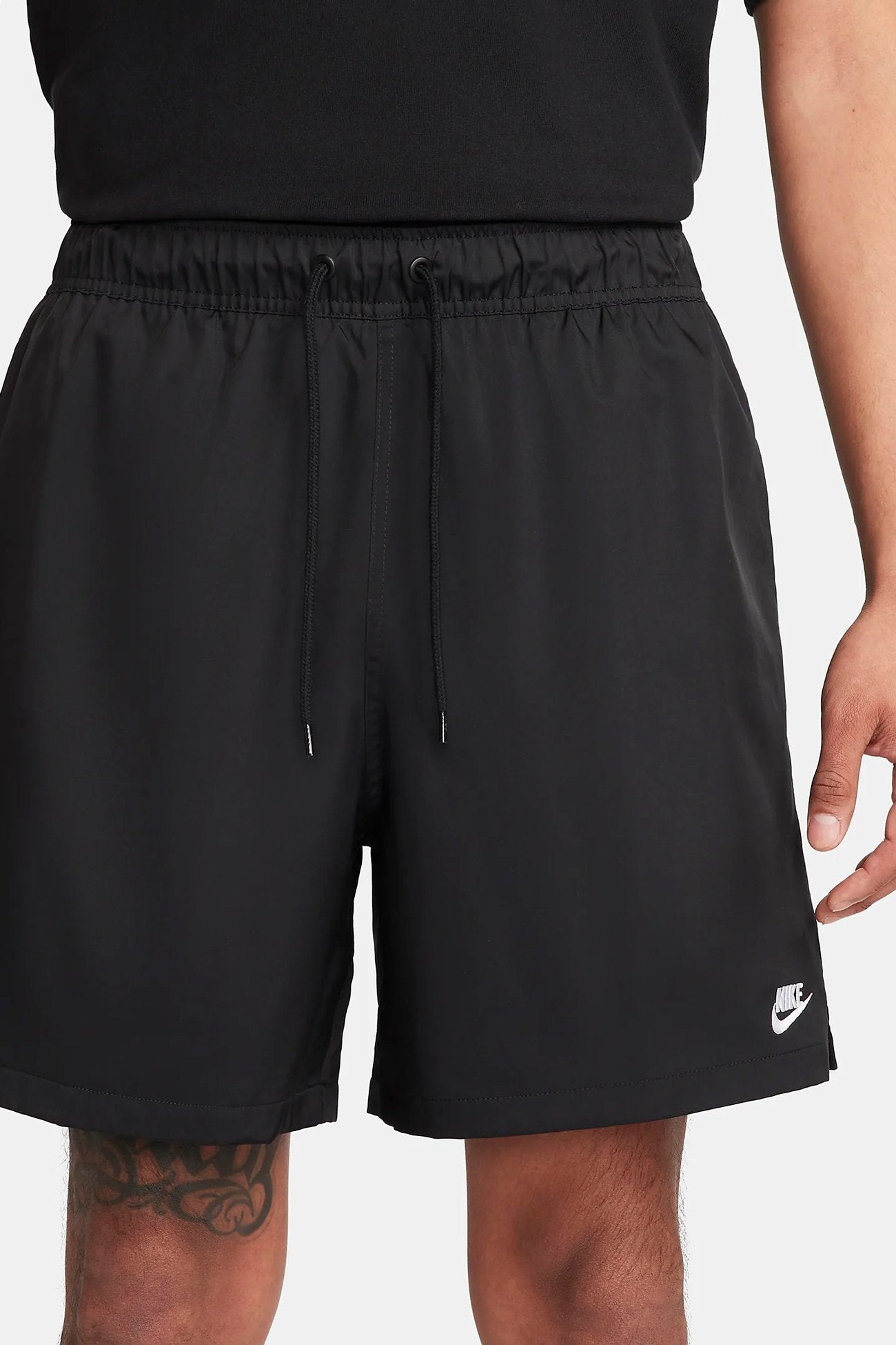 Woven Flow Short Black White