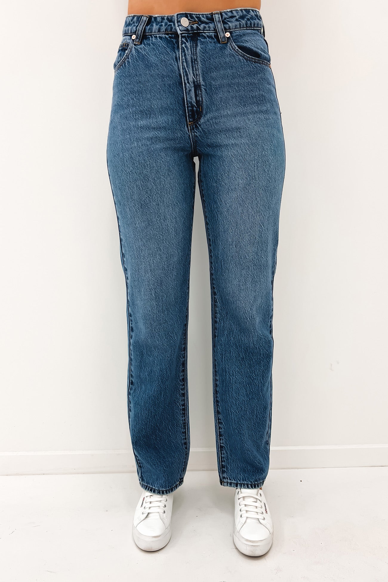 A 94 High Straight Jean Zoey Organic