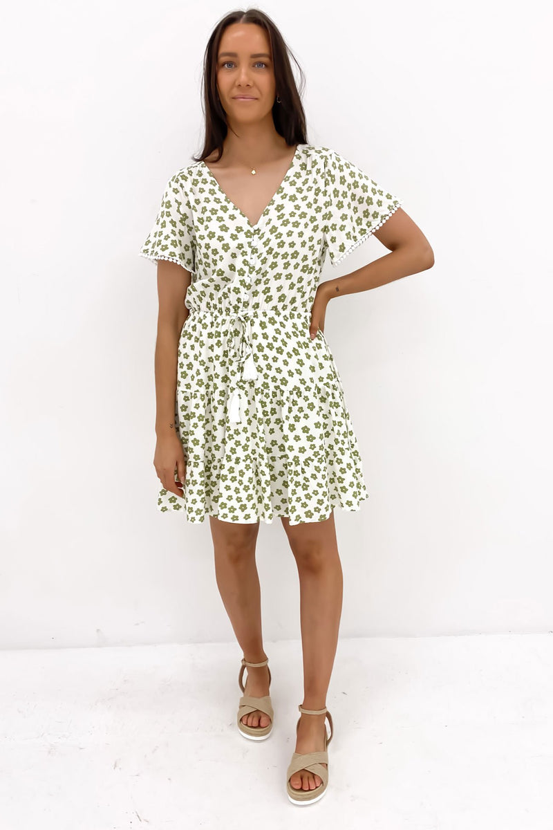 Green daisy sales print dress
