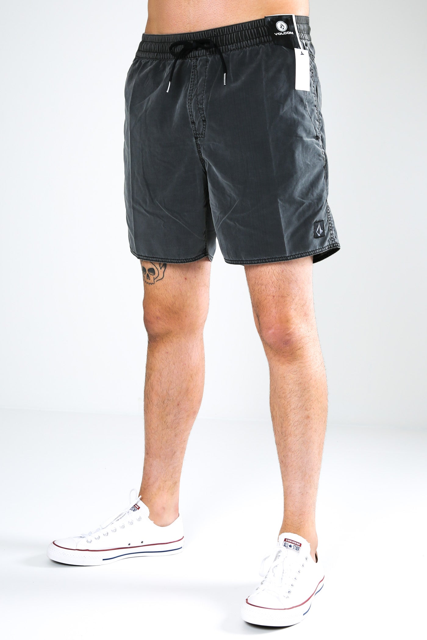 Center 17 Trunk Black