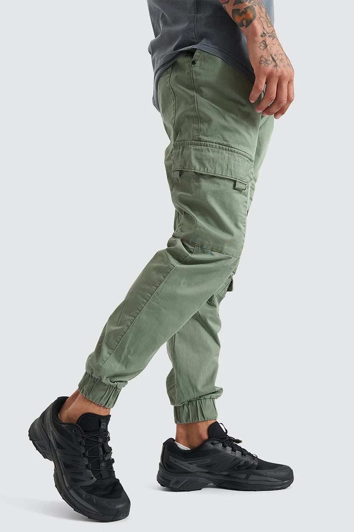 F100 Cargo Jogger Khaki Jean Jail