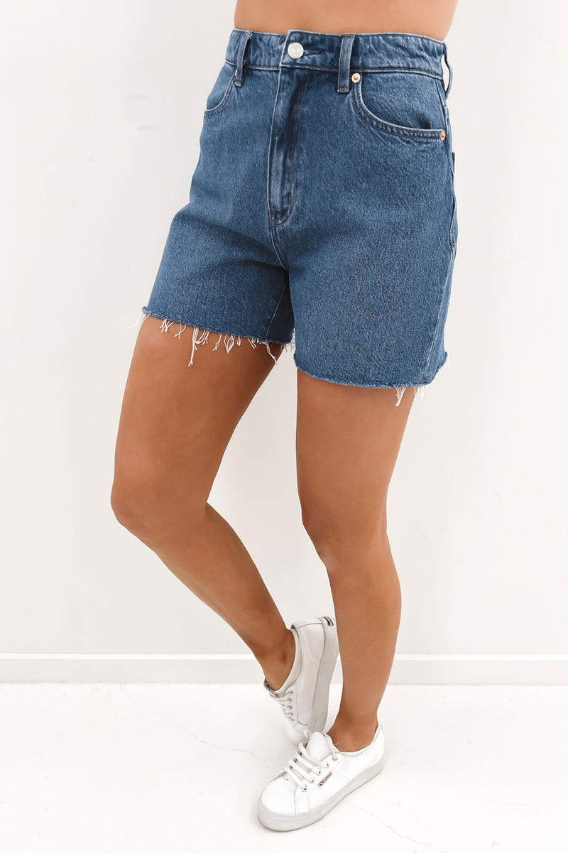 Girlfriend Short Blue Illusion Jean Jail