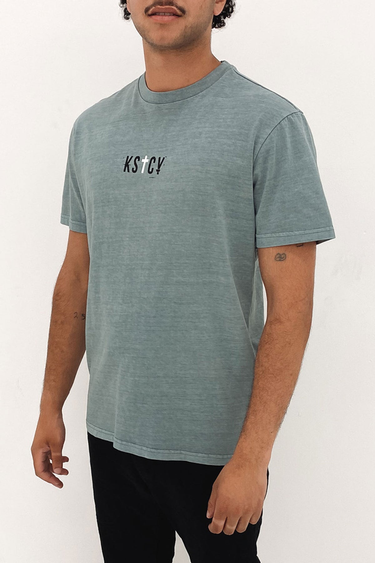 Hollister tee 2025
