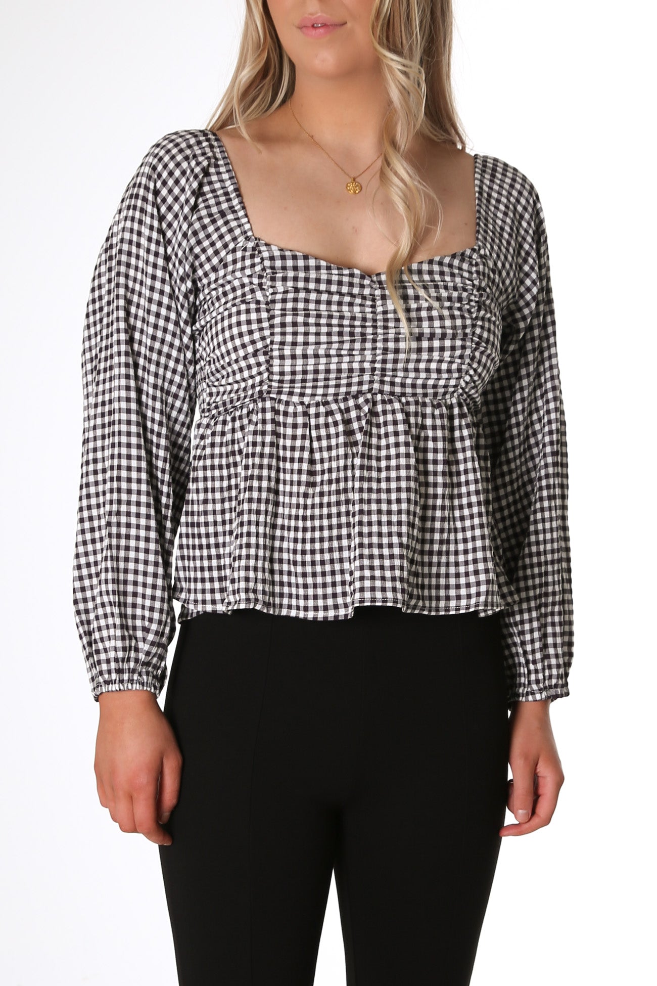 Latanya Top Black
