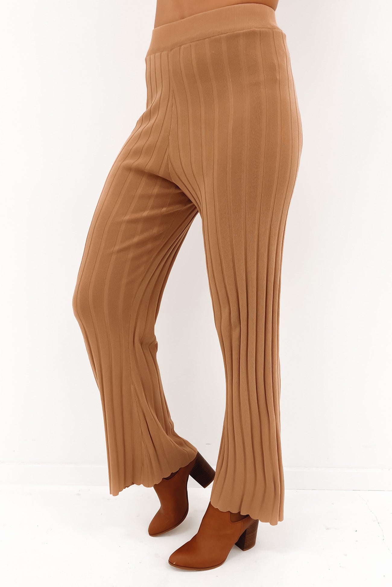 Lewis Knit Pant Latte
