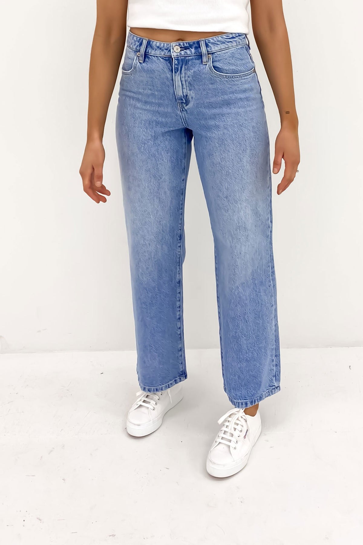 Mid Vintage Wide Leg Jean Bayside Fade Jean Jail