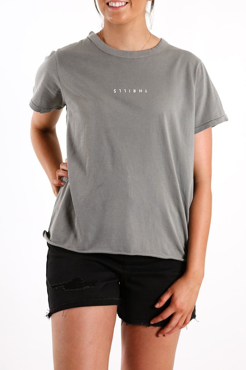 Minimal Thrills Relaxed Tee Washed Grey