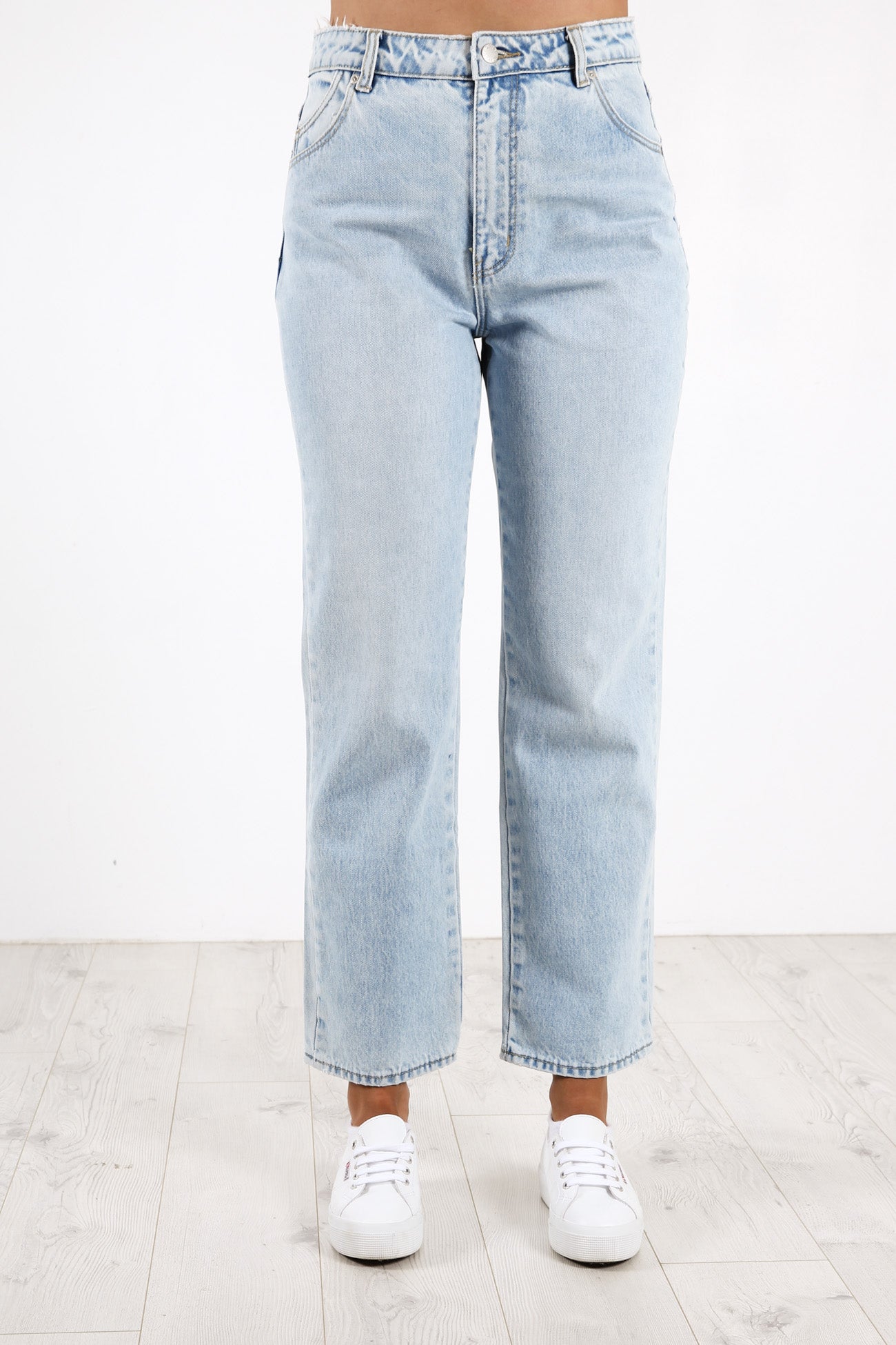 Original Straight Jean Sunbleach