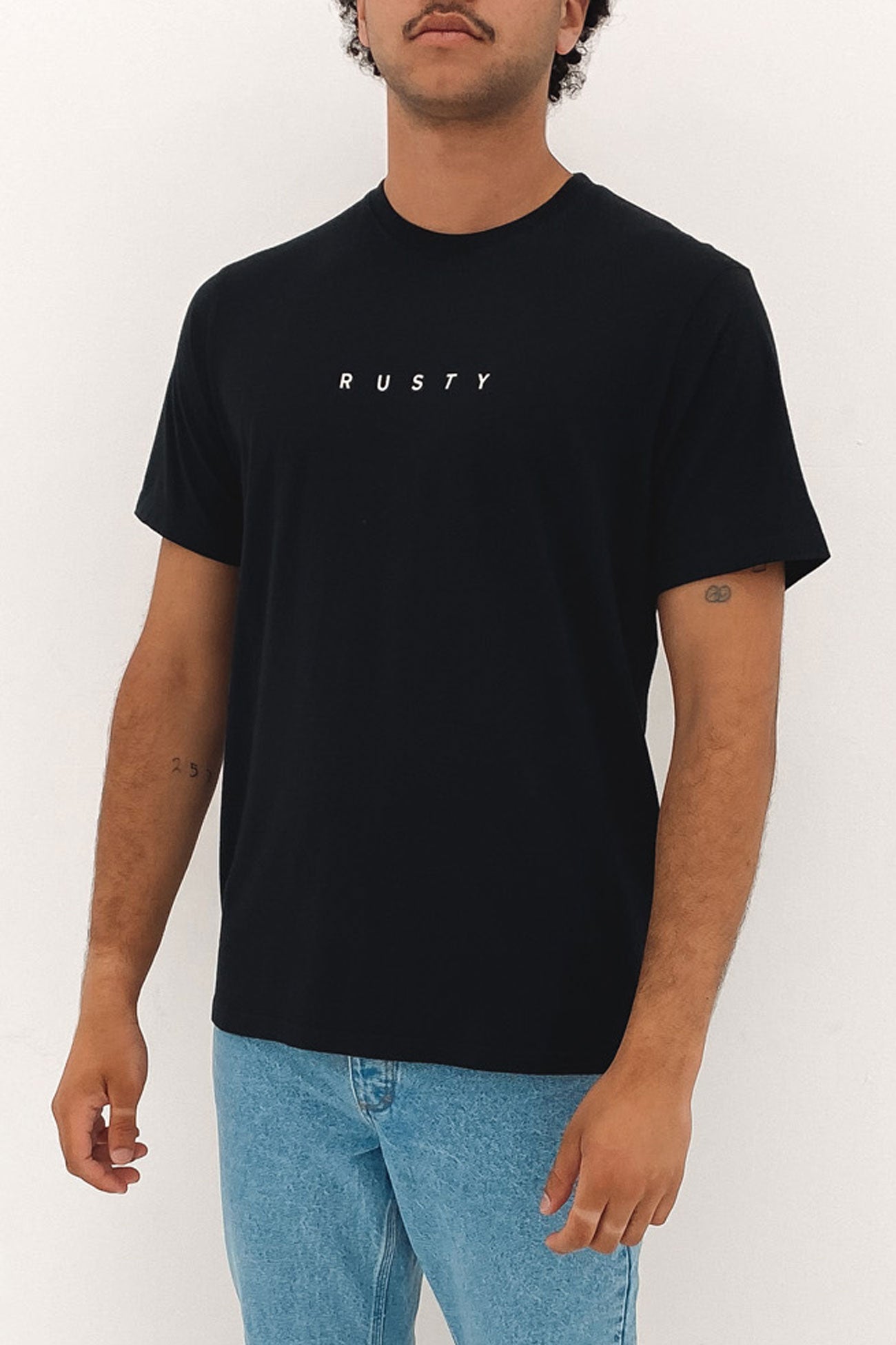 Short Cut Short Sleeve Tee Black Egret