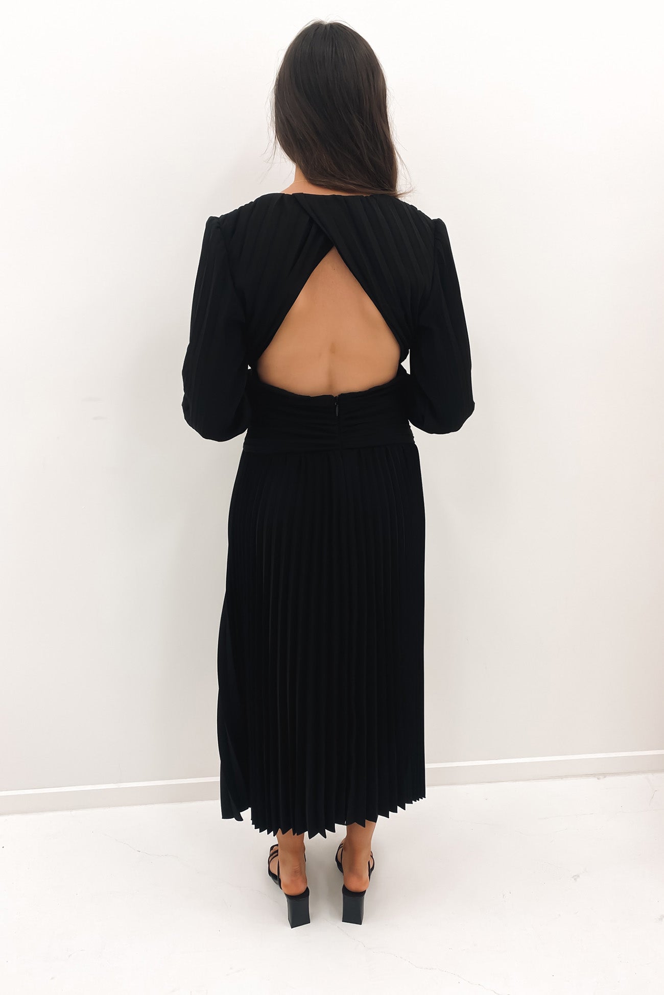 Stars Aligned Midi Dress Black