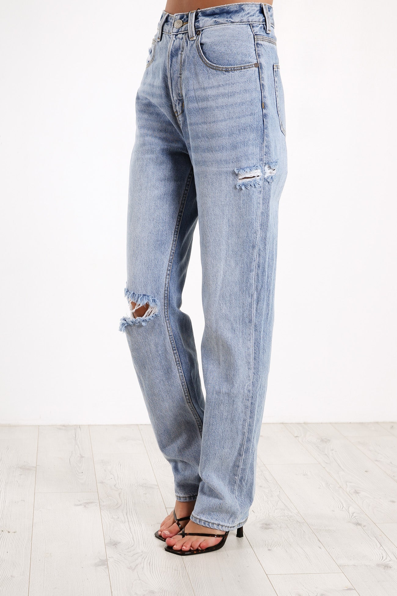 Straight Up Relaxed Jean Indigo Raider Trash