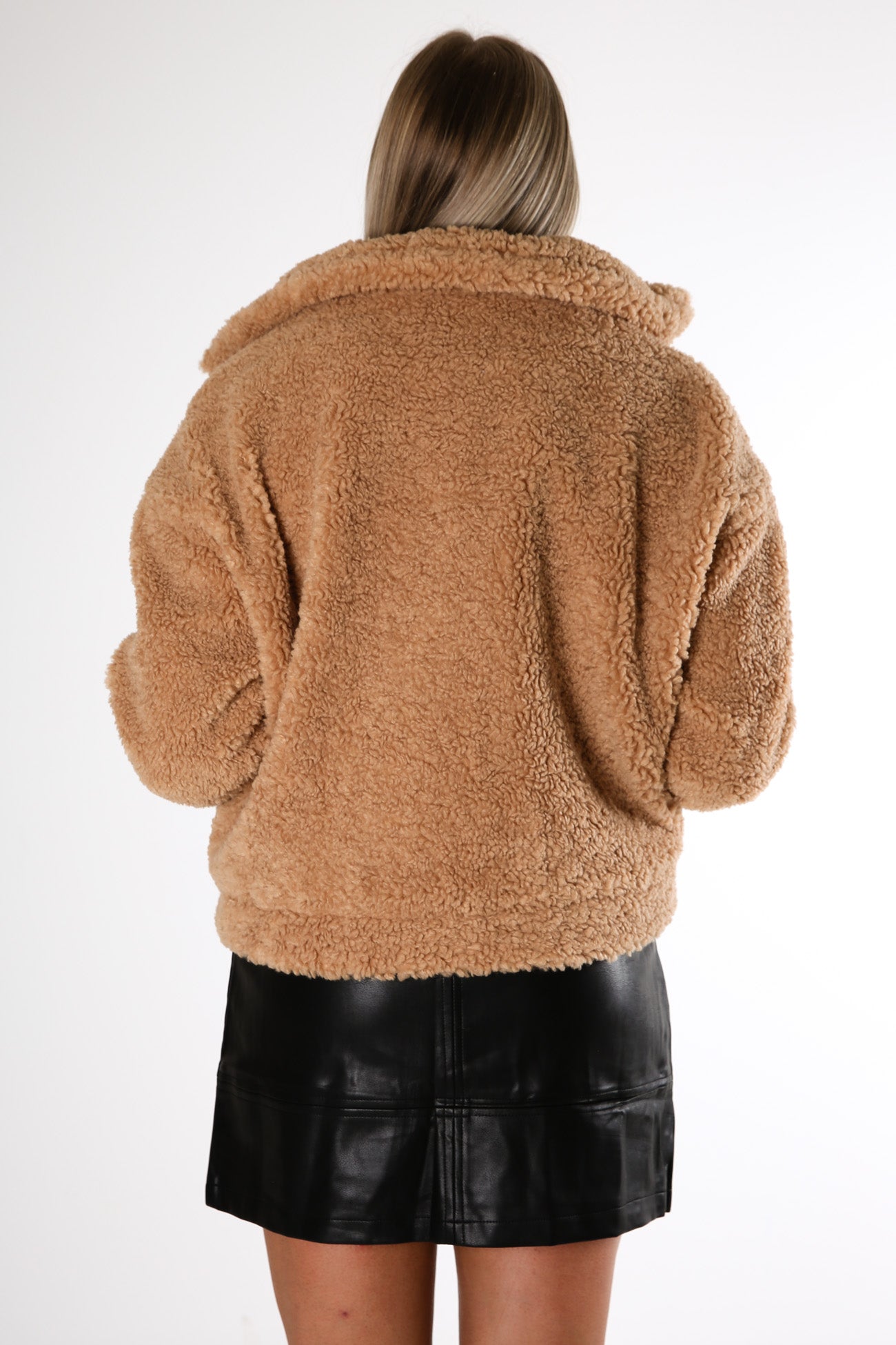 The Timeline Jacket Camel