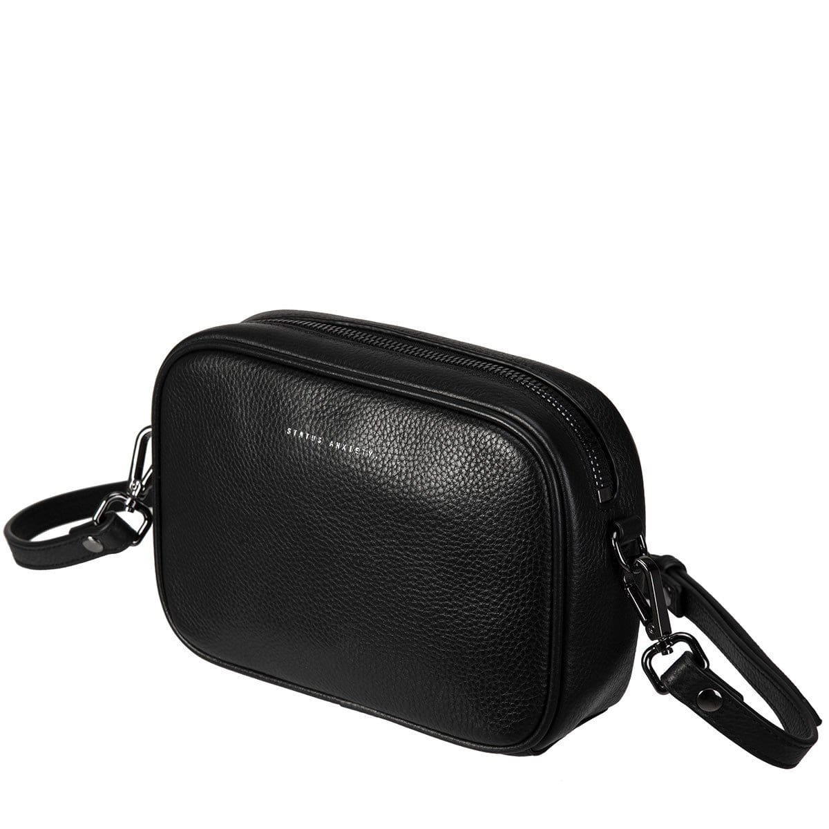 Status anxiety deals plunder bag black