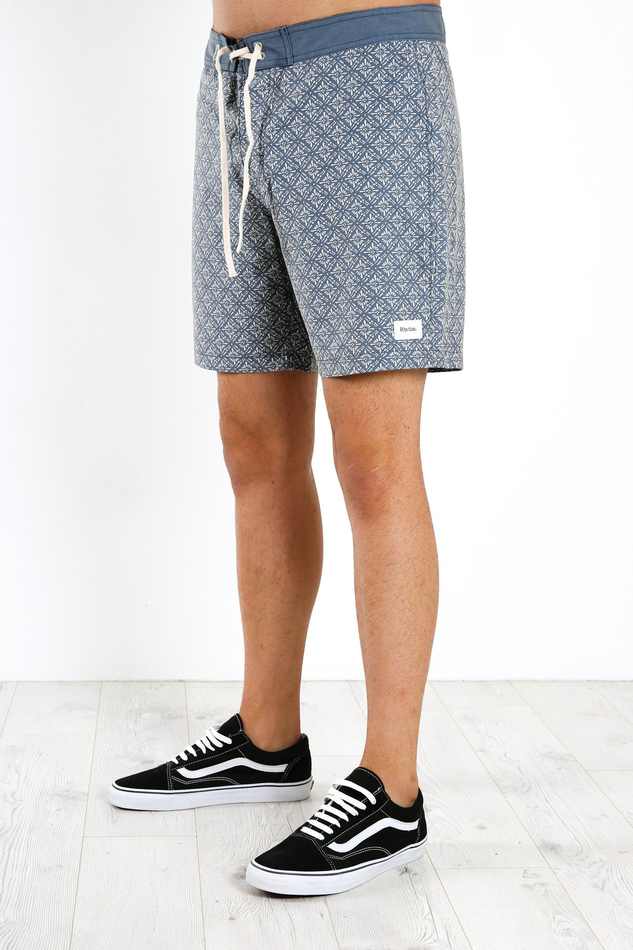 Habitat Trunk Indigo