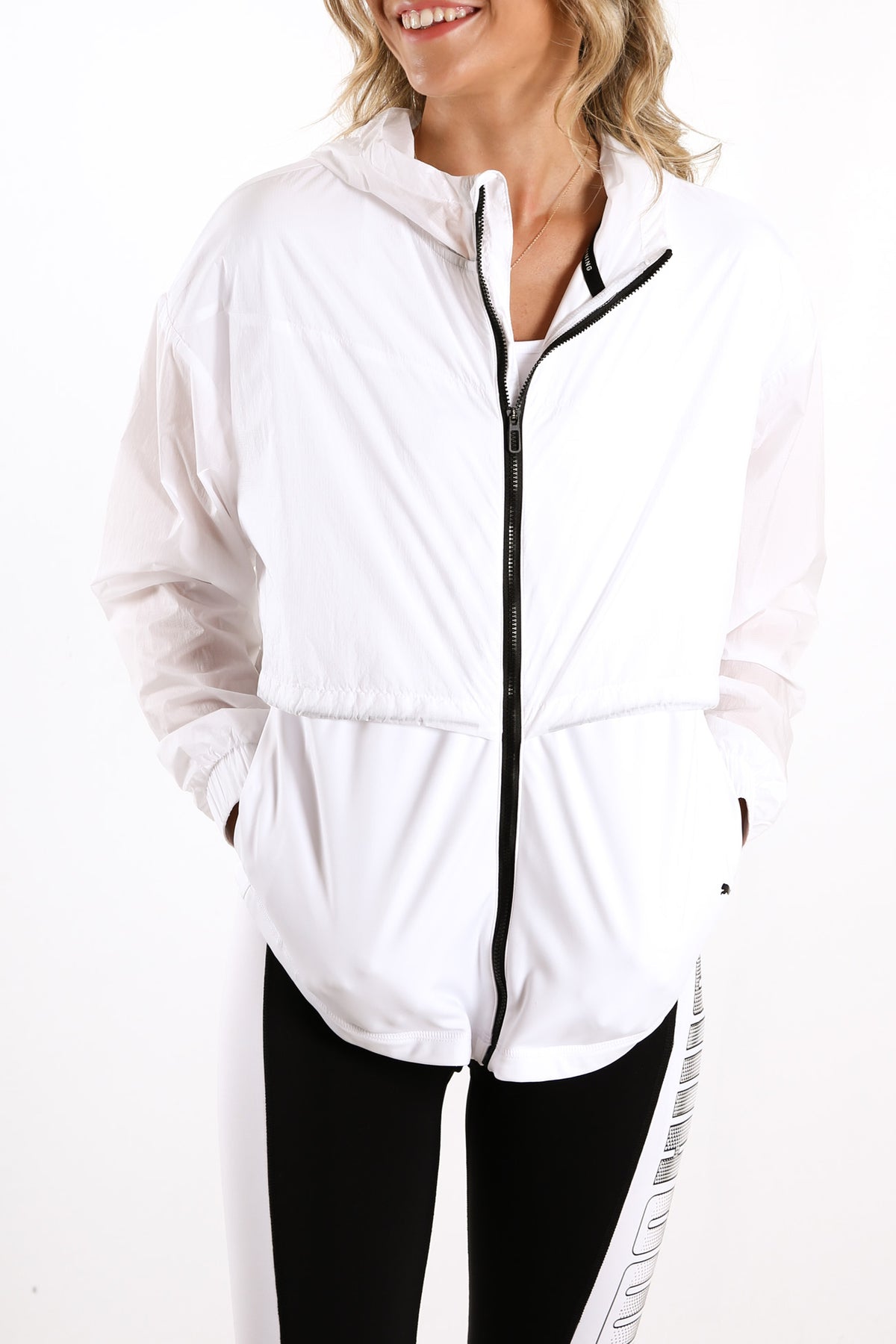 Train Ultra Hooded Jacket Puma White Jean Jail